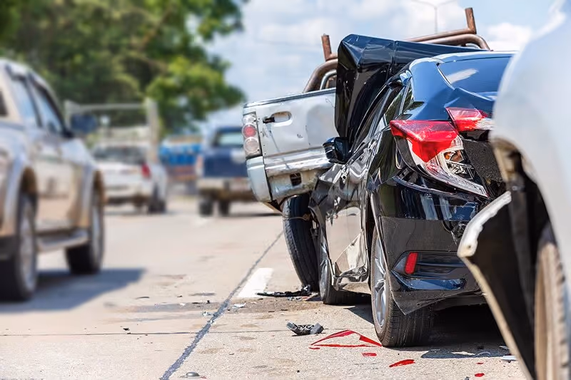 Why is Memorial Day so dangerous to travelers?, Image