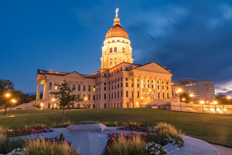 Top Kansas Truck Accident Attorney Image