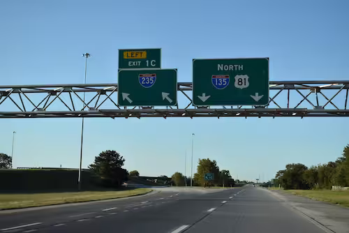 Wichita trucking hub - 235-135